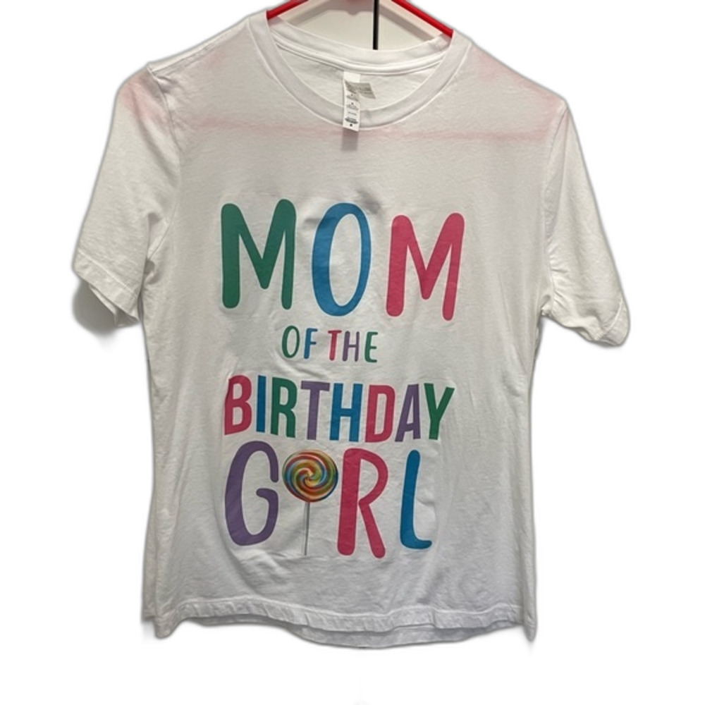 Mom of the birthday girl candy two sweet tee shirt size medium colorful